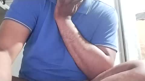 Snapshot of dyccc chatting on March 26, 6:35 pm Rockhandsome online show from March 26, 6:35 pm