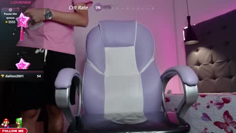 dyla_n18_ online show from January 11, 12:01 am