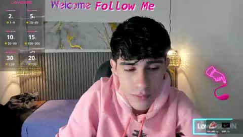 dyla_n18_ online show from July 2, 8:59 pm