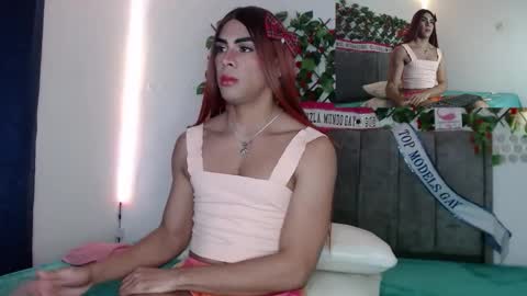 Snapshot of dylan276800 chatting on November 17, 4:24 pm dylan276800 online show from November 17, 4:24 pm