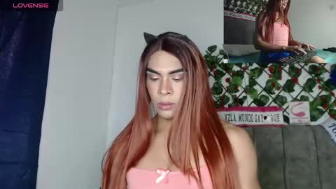 Snapshot of dylan276800 chatting on November 24, 4:18 pm dylan276800 online show from November 24, 4:18 pm