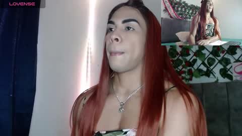 Snapshot of dylan276800 chatting on December 3, 4:38 pm dylan276800 online show from December 3, 4:38 pm