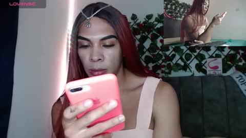 Snapshot of dylan276800 chatting on December 4, 4:27 pm dylan276800 online show from December 4, 4:27 pm