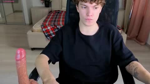 Dylan online show from September 11, 10:37 am