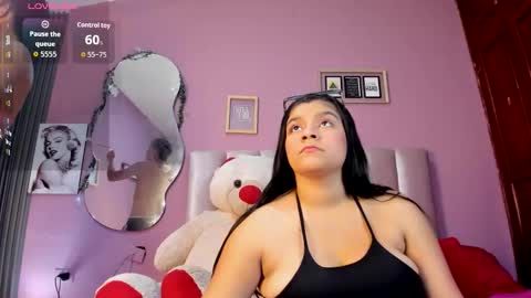 Snapshot of dylan_and_kim chatting on March 13, 12:56 pm dylan_and_kim online show from March 13, 12:56 pm