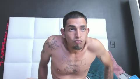 dylan_collins9 online show from March 27, 8:26 am