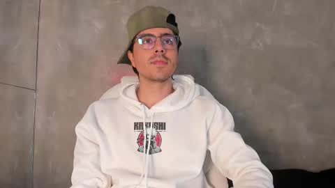 Dylan online show from January 19, 11:14 am