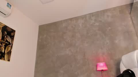 Dylan online show from February 7, 11:36 am