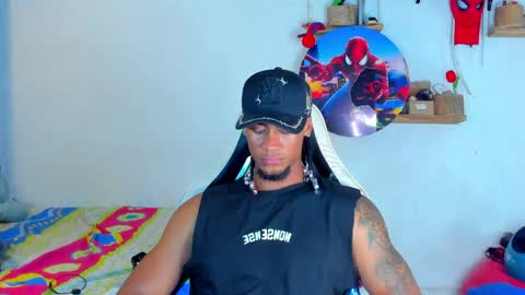 Snapshot of dylan_jake1 chatting on June 9, 4:02 am Dylan online show from June 9, 4:02 am