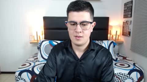  DYLAN SANTIAGO  online show from February 10, 9:19 pm