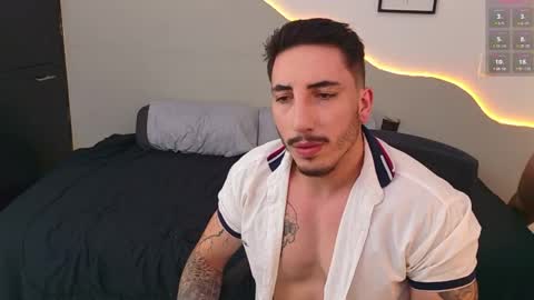 Snapshot of dylan_spencer chatting on May 16, 6:39 pm Bryan model independient online show from May 16, 6:39 pm