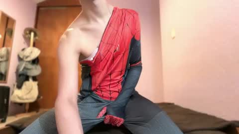 dylannewell online show from November 1, 11:12 am