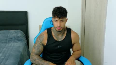 Snapshot of dylanrivera_ chatting on June 6, 3:00 am Dylan Rivera online show from June 6, 3:00 am