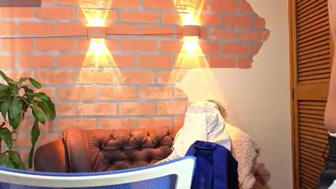 D Y L A N online show from October 12, 8:30 pm