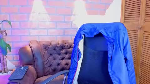 D Y L A N online show from March 12, 1:34 am