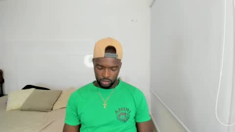 Dylan Taylor online show from January 8, 3:19 am