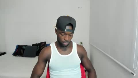 Dylan Taylor online show from February 14, 4:04 am