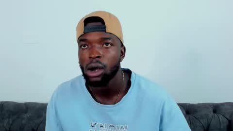 Dylan Taylor online show from October 14, 2:12 am