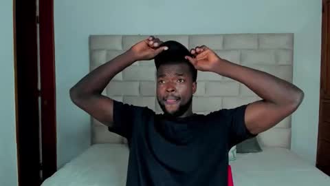 Dylan Taylor online show from November 15, 12:13 pm