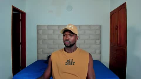 Dylan Taylor online show from November 26, 12:39 pm