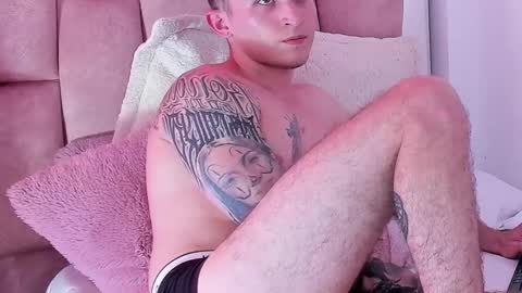 Snapshot of dylanwhite23 chatting on March 10, 6:12 pm ---DYLAN--- online show from March 10, 6:12 pm