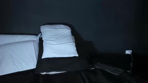 Snapshot of dylanwhite23 chatting on November 11, 3:17 am ---DYLAN--- online show from November 11, 3:17 am