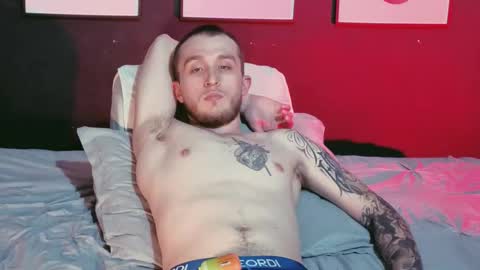 Snapshot of dylanwhite23 chatting on March 4, 2:06 am ---DYLAN--- online show from March 4, 2:06 am