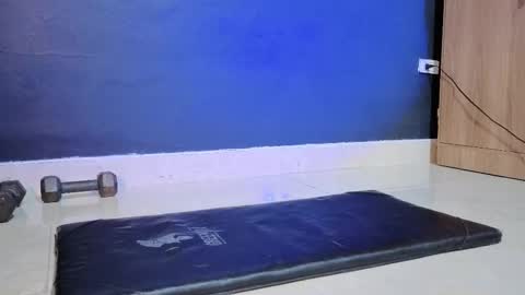 Snapshot of dylanwhite23 chatting on March 10, 12:04 am ---DYLAN--- online show from March 10, 12:04 am