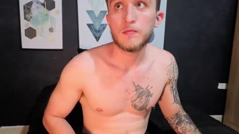 Snapshot of dylanwhite23 chatting on March 24, 12:15 am ---DYLAN--- online show from March 24, 12:15 am