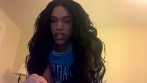 Dynasty online show from December 22, 9:20 pm