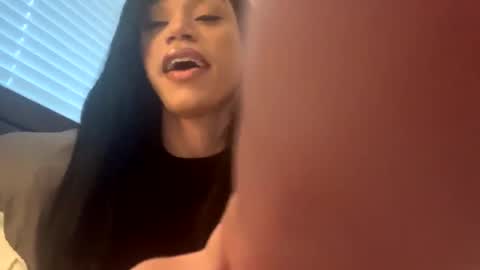 Dynasty online show from January 31, 7:08 pm