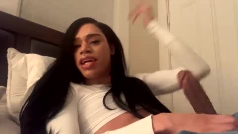 Dynasty online show from February 6, 11:15 pm