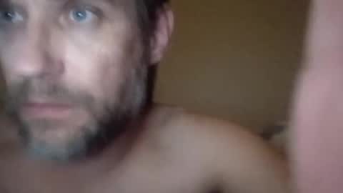 Snapshot of e555617 chatting on April 11, 3:00 am Emocumm4ya online show from April 11, 3:00 am