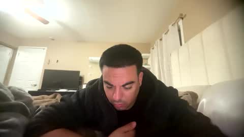 Snapshot of e_lord26 chatting on January 9, 2:25 am e_lord26 online show from January 9, 2:25 am