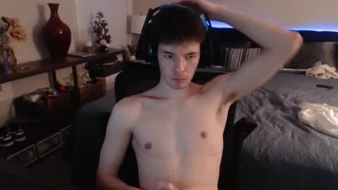 Alex online show from May 19, 2:29 am
