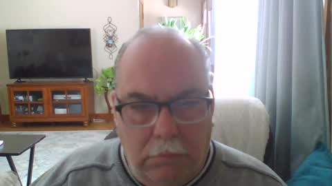 earl52 online show from February 17, 3:31 pm