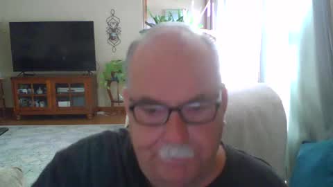 earl52 online show from September 19, 6:41 pm