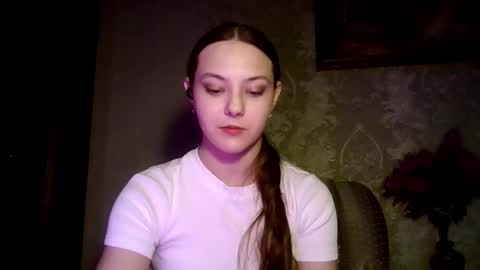 Yuni online show from March 5, 2:24 pm