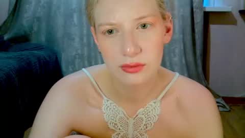 Lily online show from July 4, 7:25 am
