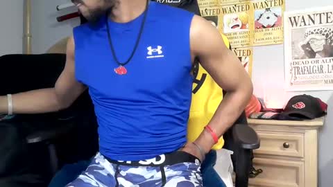 Snapshot of easybreezy20 chatting on February 22, 7:23 am TWITTER INSTAGRAM easybreezy20 ONLINE 1230 AM TO 7AM online show from February 22, 7:23 am