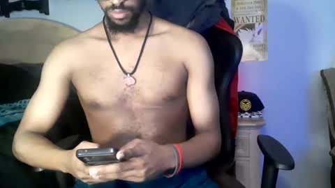 Snapshot of easybreezy20 chatting on October 14, 6:47 am TWITTER INSTAGRAM easybreezy20 ONLINE 1230 AM TO 7AM online show from October 14, 6:47 am