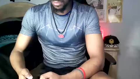 Snapshot of easybreezy20 chatting on October 22, 5:30 am TWITTER INSTAGRAM easybreezy20 ONLINE 1230 AM TO 7AM online show from October 22, 5:30 am