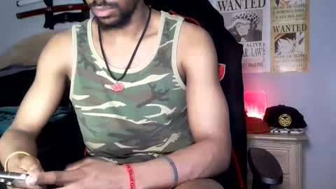 Snapshot of easybreezy20 chatting on April 17, 5:32 am TWITTER INSTAGRAM easybreezy20 ONLINE 1230 AM TO 7AM online show from April 17, 5:32 am
