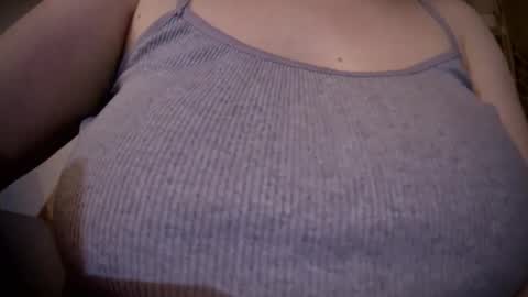 Snapshot of easysmart000 chatting on February 24, 9:51 am easysmart000 online show from February 24, 9:51 am