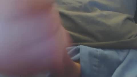 Snapshot of eat_a_peach2 chatting on February 10, 11:34 pm eat_a_peach2 online show from February 10, 11:34 pm