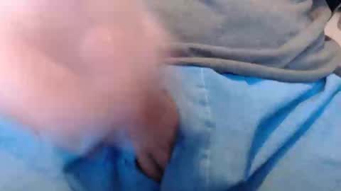 Snapshot of eat_a_peach2 chatting on February 20, 10:15 pm eat_a_peach2 online show from February 20, 10:15 pm