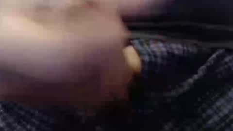 Snapshot of eat_a_peach2 chatting on October 25, 11:51 am eat_a_peach2 online show from October 25, 11:51 am