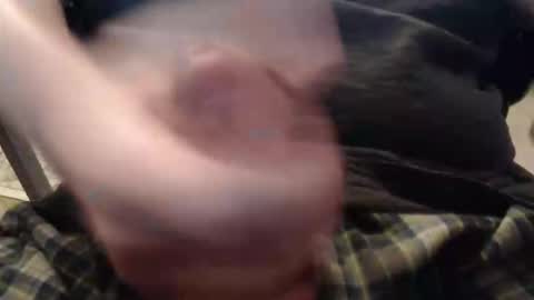 Snapshot of eat_a_peach2 chatting on February 20, 11:32 am eat_a_peach2 online show from February 20, 11:32 am