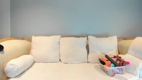 Snapshot of eatmygingersnapps chatting on October 17, 2:52 pm Allison online show from October 17, 2:52 pm