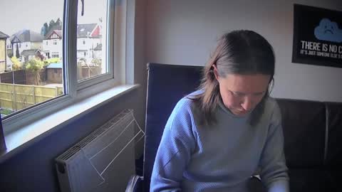 Nadia Ferreira  online show from March 12, 1:39 pm